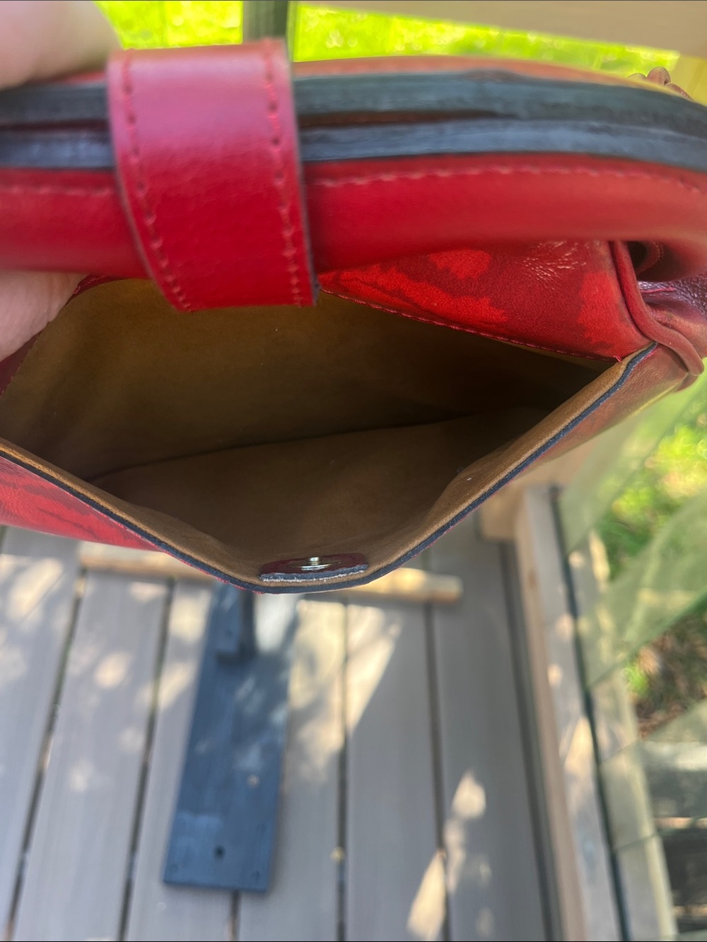 Patricia Nash Red Marbled Leather Crossbody with Gold-Tone Clasp - Picture 8 of 15